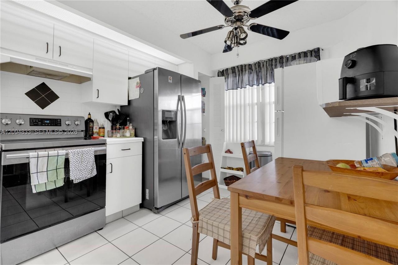 13105 SW 16th Ct, Unit 412L, Pembroke Pines, FL 33027 Photo