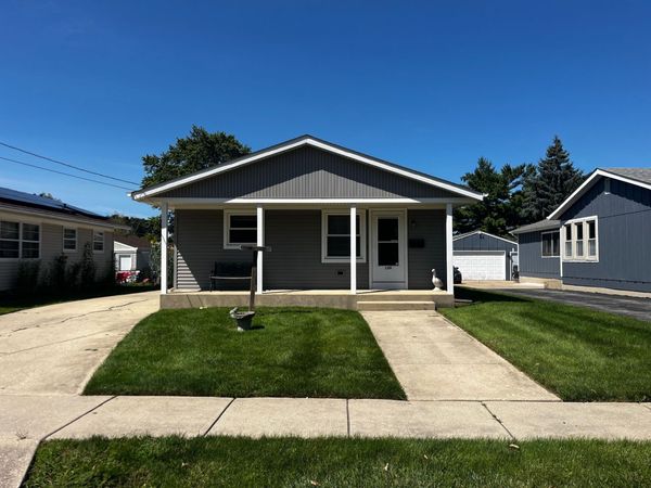 160 S Melrose Avenue , Elgin, IL 60123