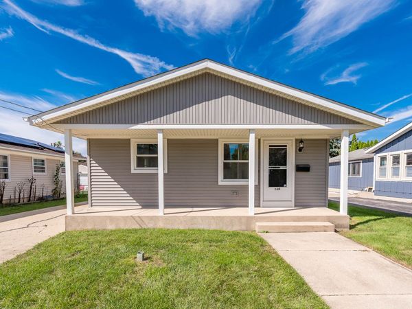 160 S Melrose Avenue, Elgin, IL 60123