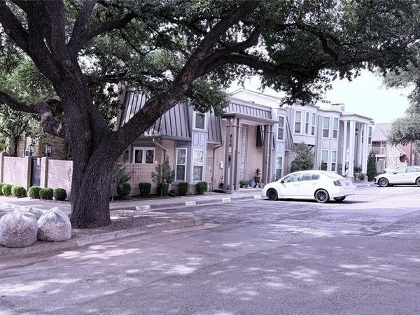 15929 Archwood Lane , Unit 1035, Dallas, TX 75248
