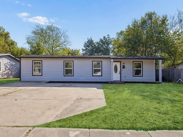 820 Grande Drive, Mesquite, TX 75149