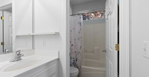 421 Penn Central Ct, Rio Linda, CA 95673 Photo