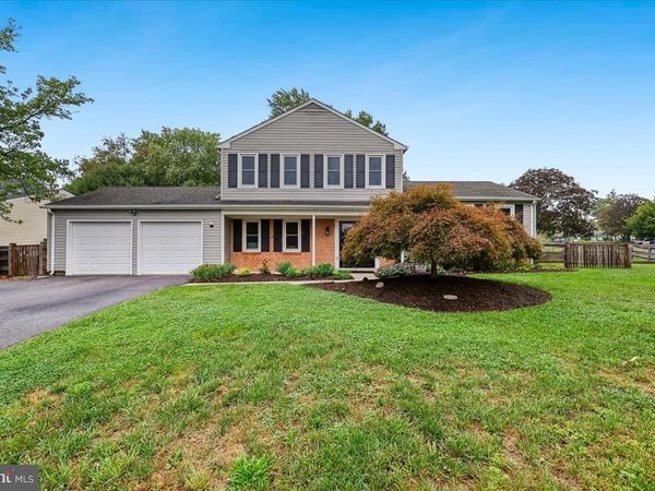 17132 HOSKINSON ROAD, POOLESVILLE, MD 20837