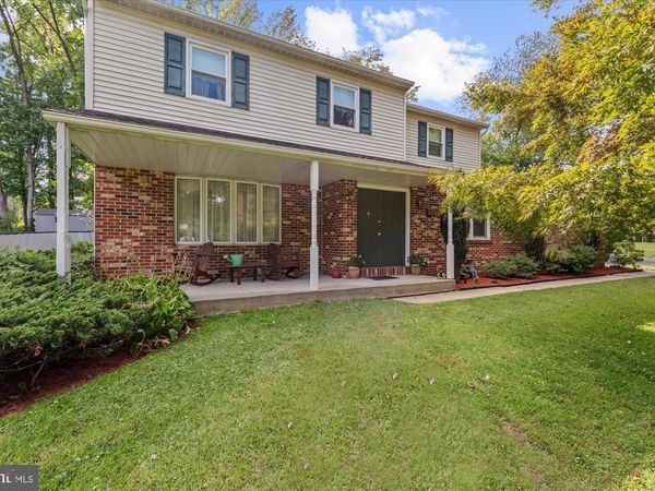 945 ROBERTS ROAD, BENSALEM, PA 19020