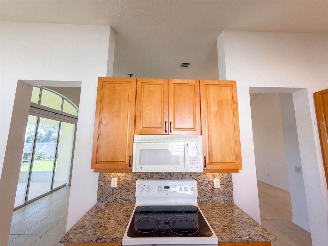 4223 63rd Terrace E, Sarasota, FL 34243 Photo