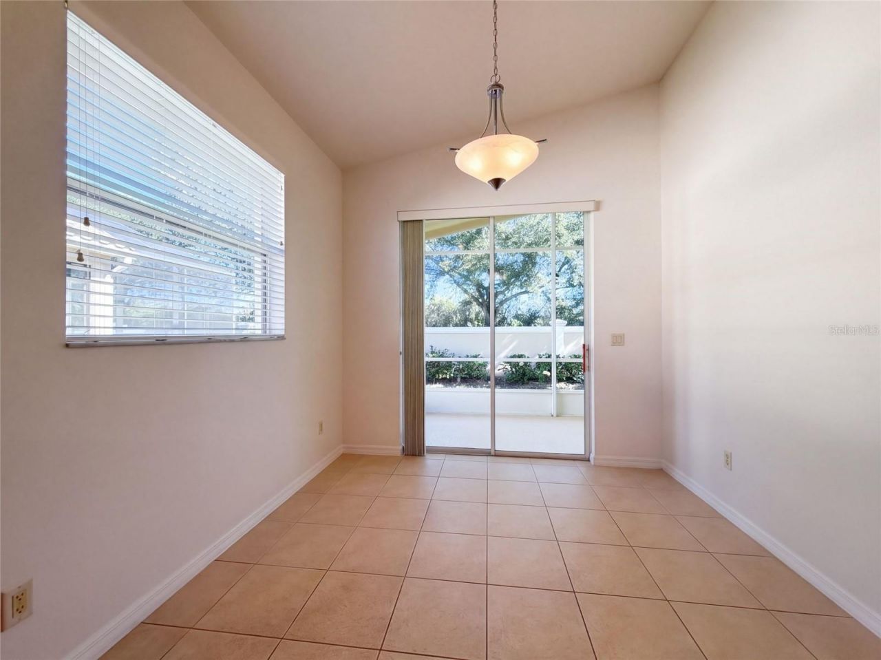 4223 63rd Terrace E, Sarasota, FL 34243 Photo