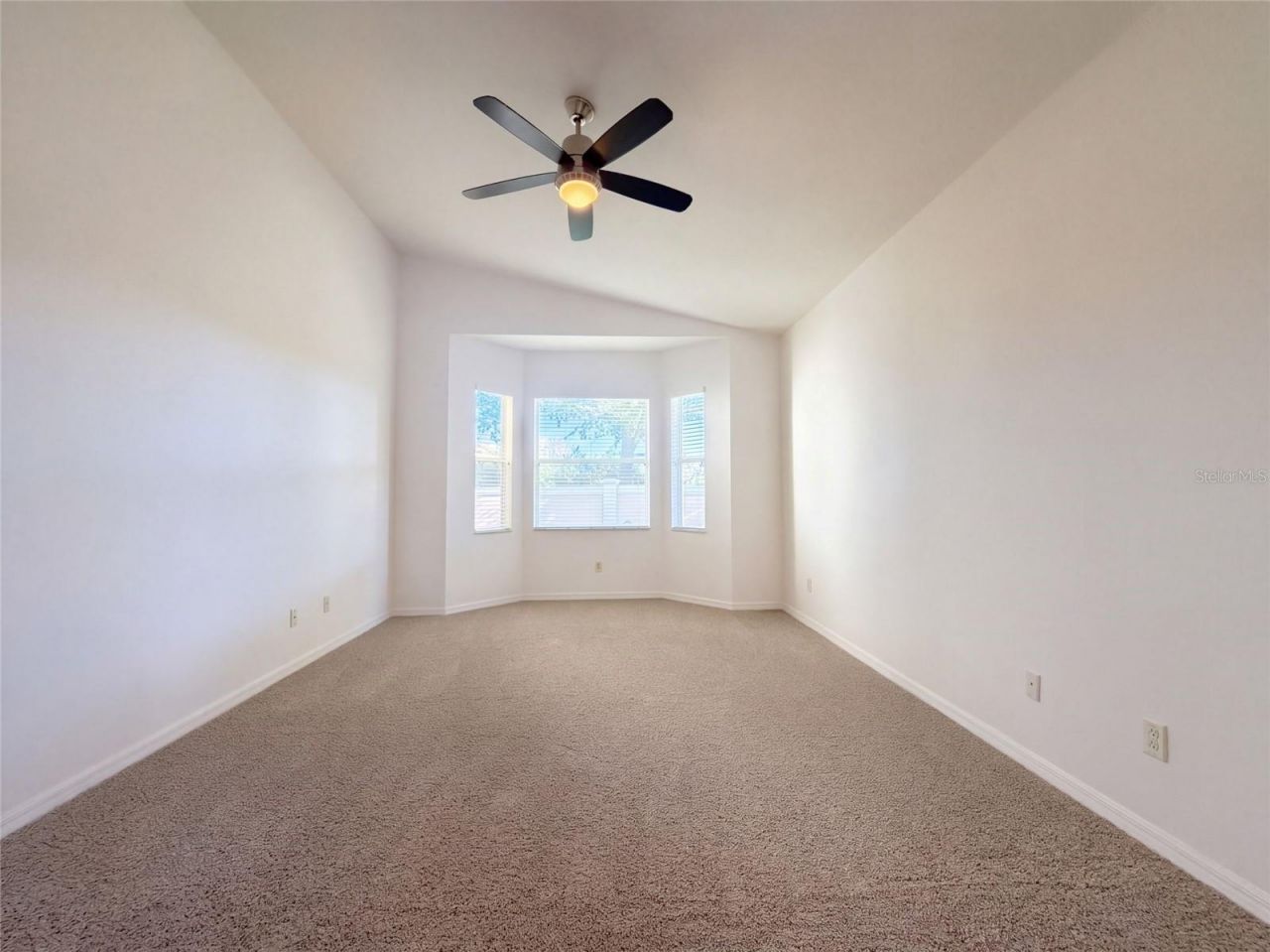 4223 63rd Terrace E, Sarasota, FL 34243 Photo
