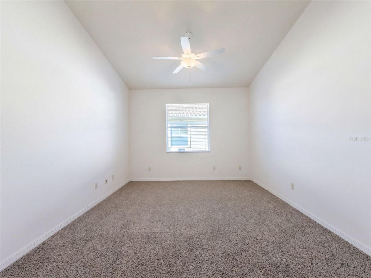 4223 63rd Terrace E, Sarasota, FL 34243 Photo