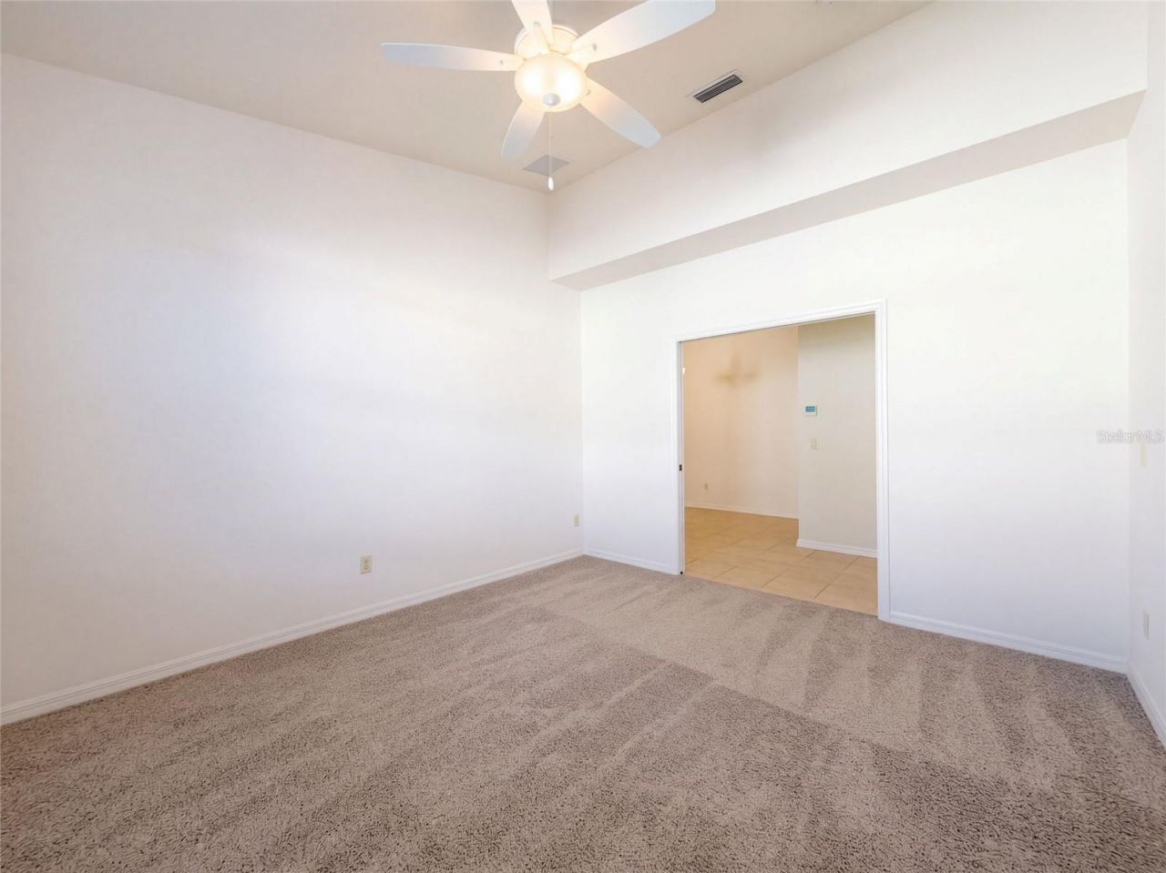 4223 63rd Terrace E, Sarasota, FL 34243 Photo