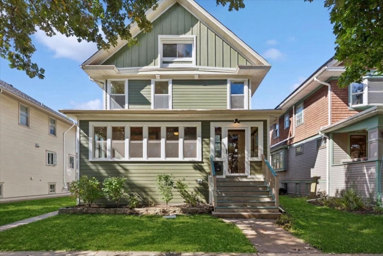 1115 Wesley Avenue, Oak Park, IL 60304 Main Photo