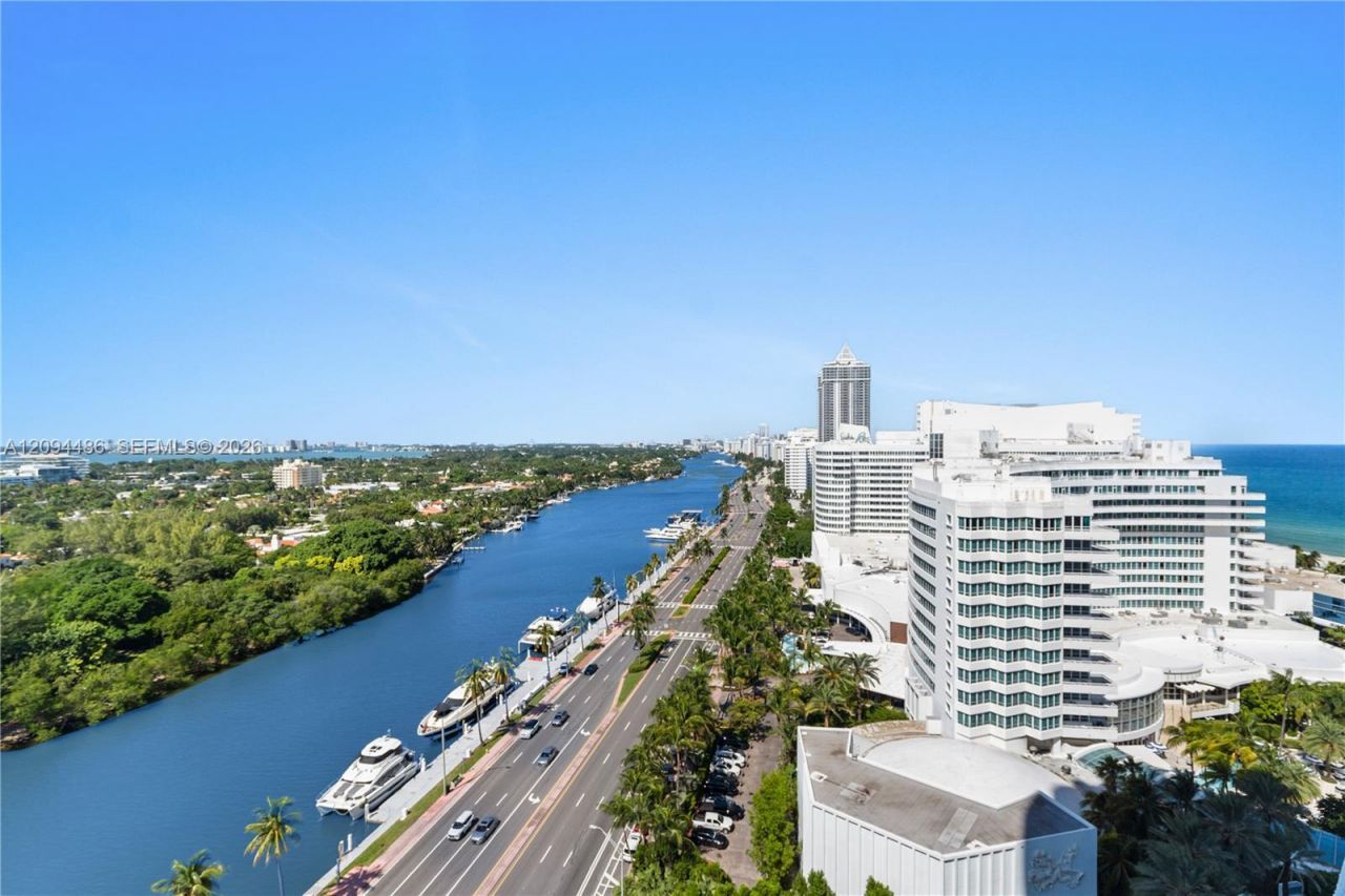 4401 Collins Ave , Unit 1815, Miami Beach, FL 33140 Photo
