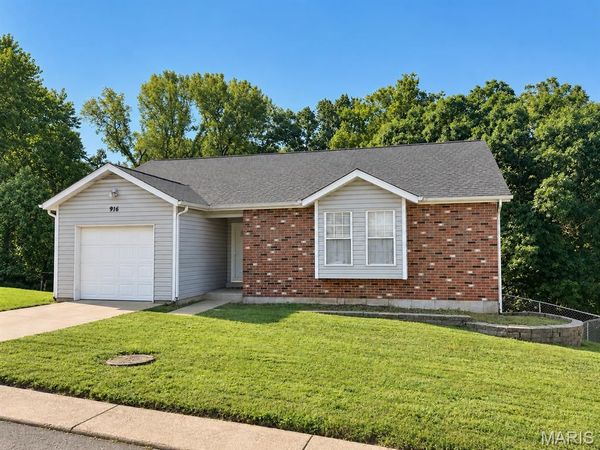 916 Mill Creek Drive, Imperial, MO 63052