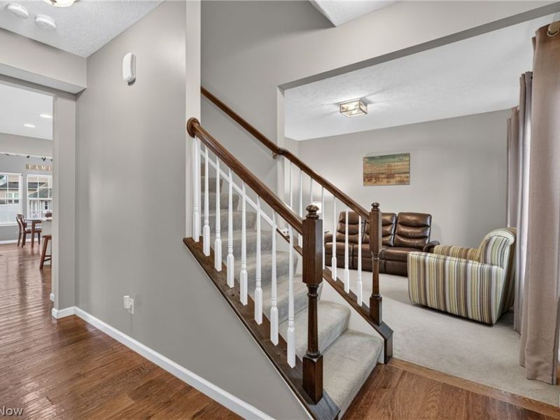 31832 Suncrest Circle, North Ridgeville, OH 44039 Photo 2