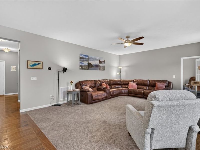 31832 Suncrest Circle, North Ridgeville, OH 44039 Photo 9