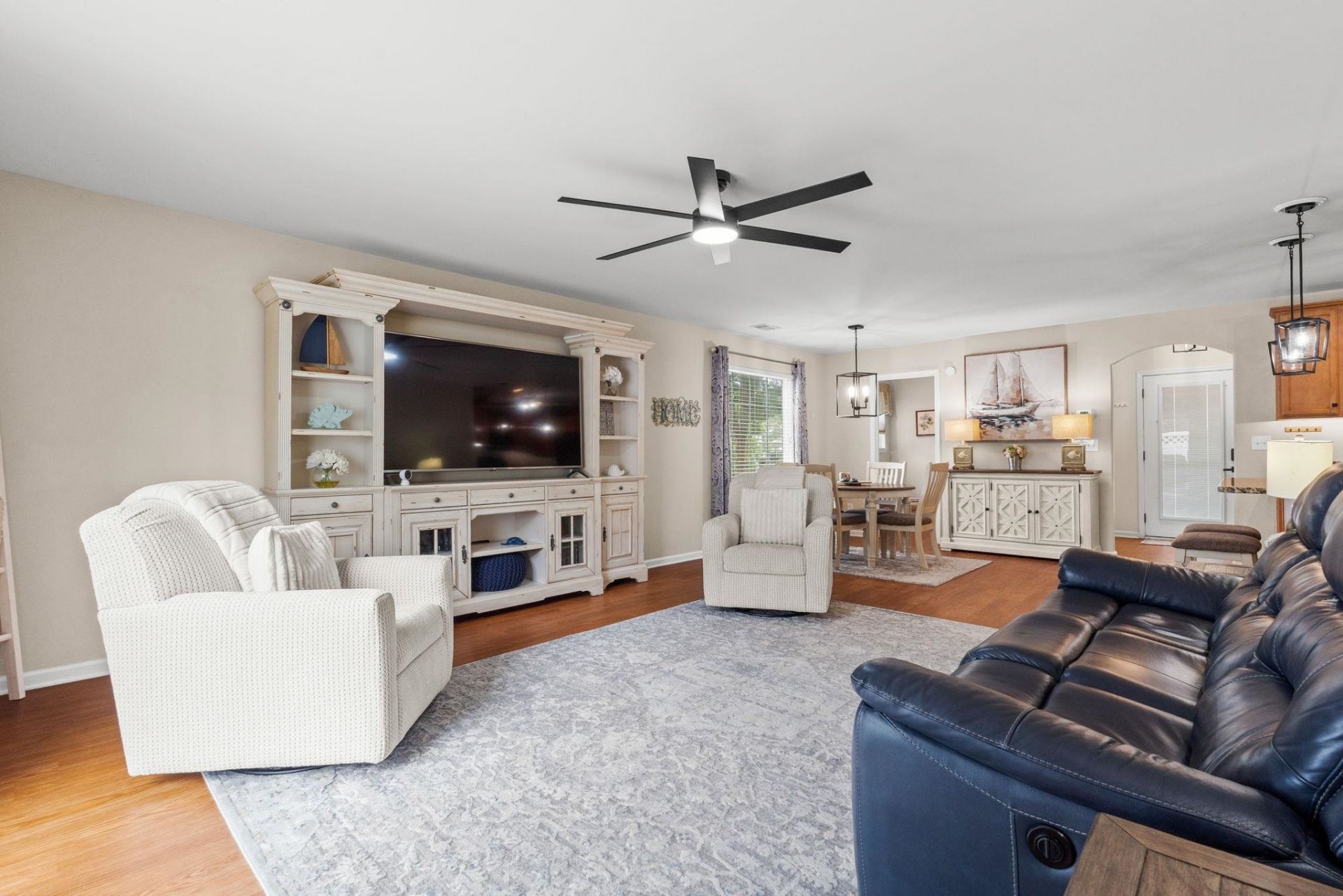 6701 Geletto Ct. Photo 7