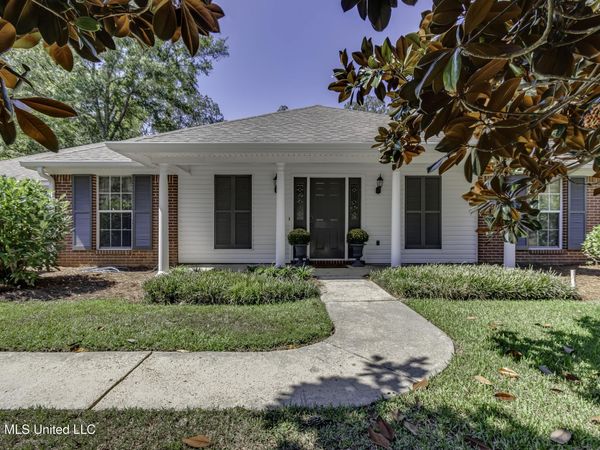 210 Southampton Place, Brandon, MS 39042