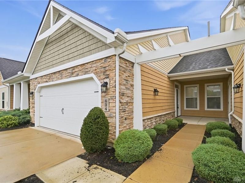 634 Anchor Court, Beavercreek, OH 45430 Photo 1