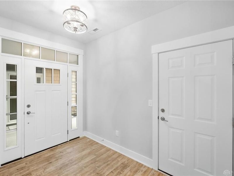 634 Anchor Court, Beavercreek, OH 45430 Photo 3