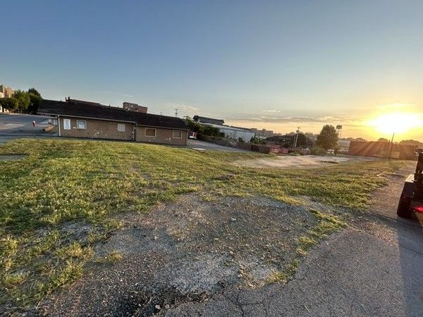 822 S Main St , Springfield, TN 37172