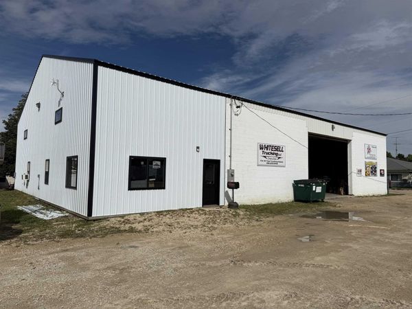 230 SE 2nd Avenue, Cresco, IA 52136