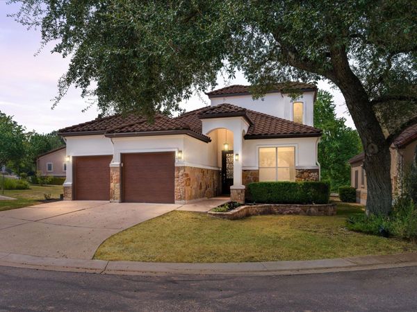 17 Chandon LN, Austin, TX 78734