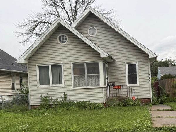 312 5th Avenue S, South Saint Paul, MN 55075