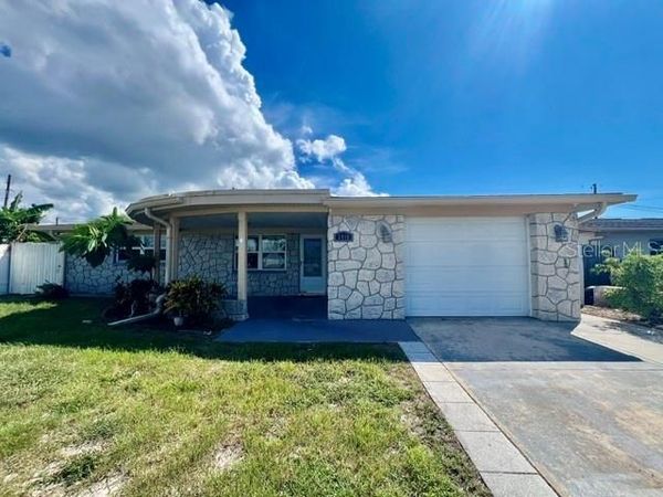 3916 CEDARWOOD DRIVE , HOLIDAY, FL 34691