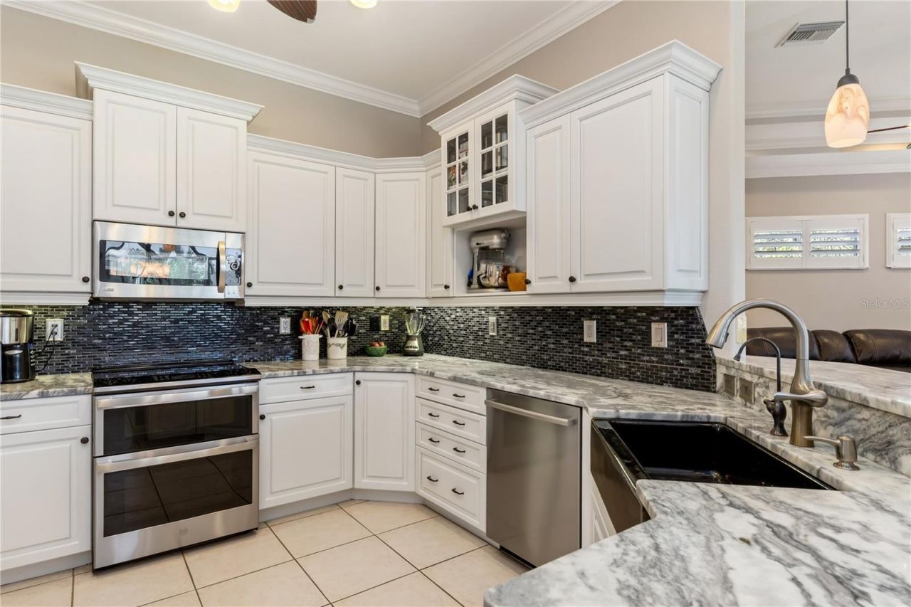 1098 Boundary Boulevard , Rotonda West, FL 33947 Photo