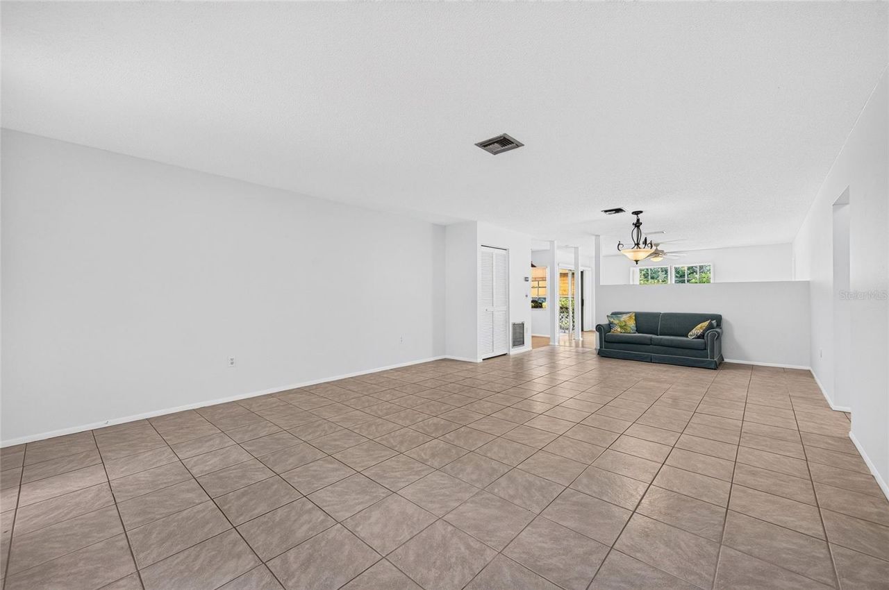 4206 Oakhurst Circle E, Unit 3075, Sarasota, FL 34233 Photo
