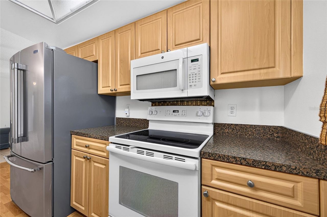 4206 Oakhurst Circle E, Unit 3075, Sarasota, FL 34233 Photo