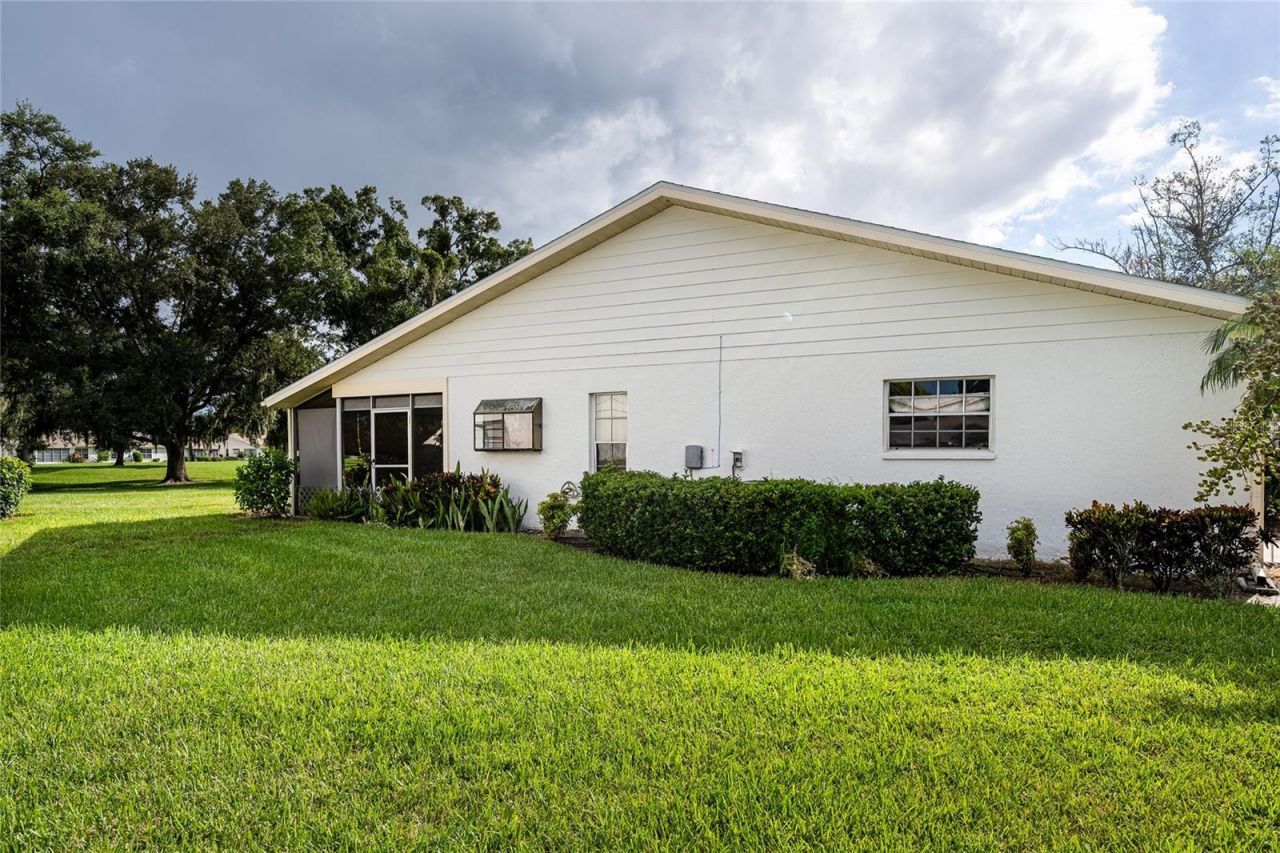 4206 Oakhurst Circle E, Unit 3075, Sarasota, FL 34233 Photo