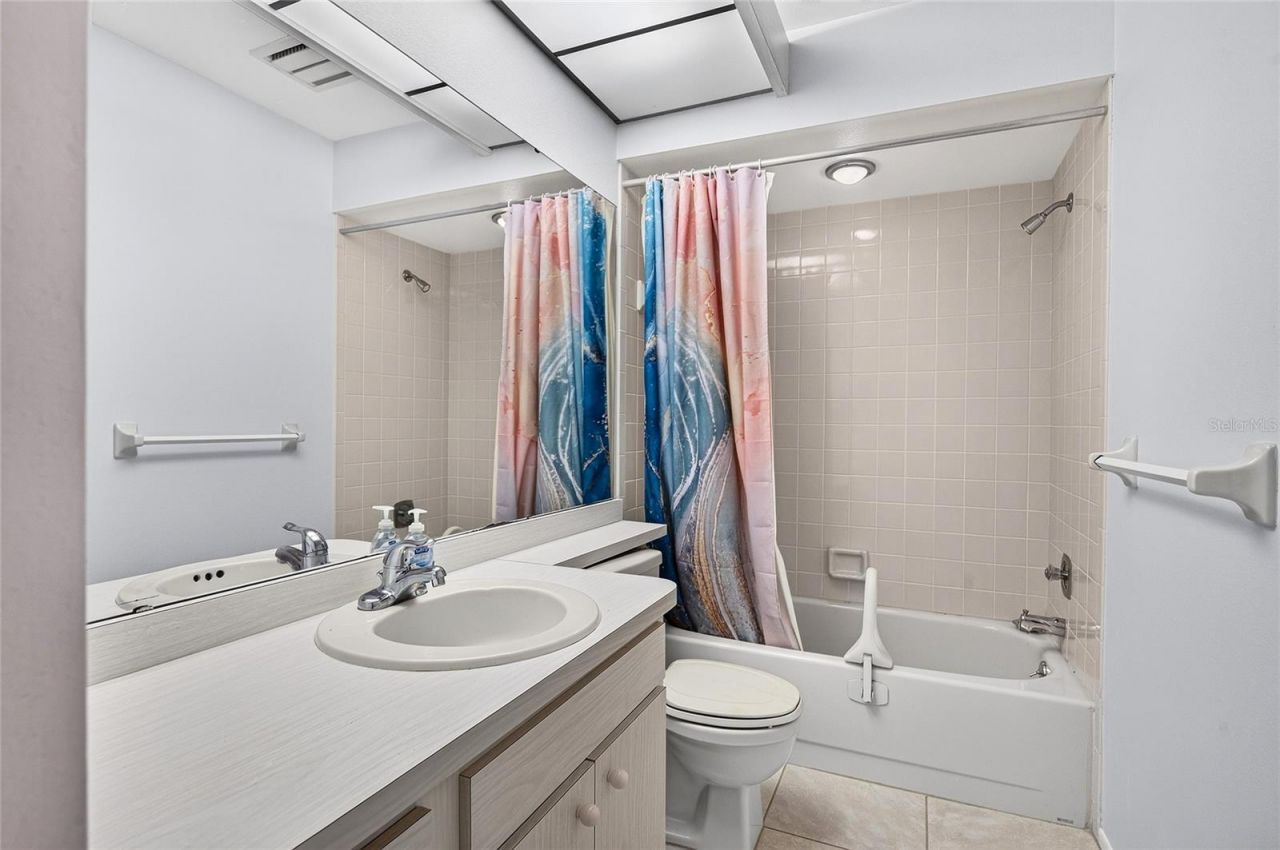 4206 Oakhurst Circle E, Unit 3075, Sarasota, FL 34233 Photo
