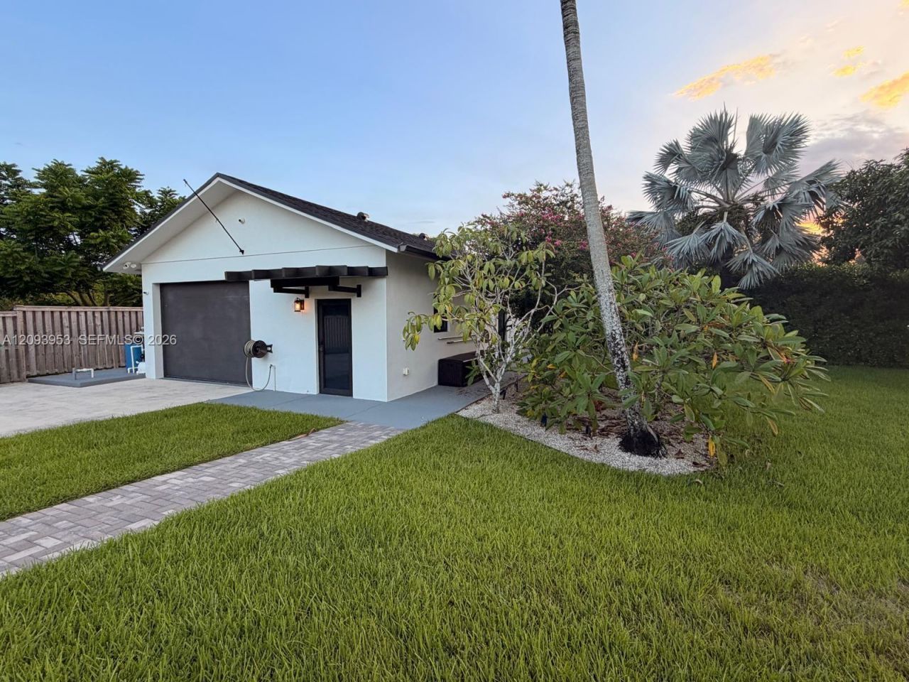 2751 SW 141st Ter, Davie, FL 33330 Photo