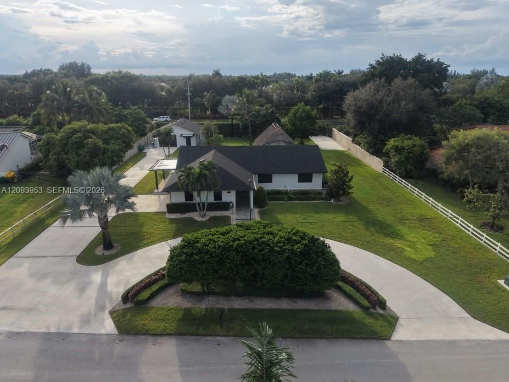 2751 SW 141st Ter, Davie, FL 33330 Photo