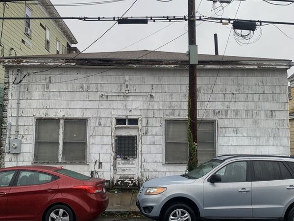 95 Exchange, Lawrence, MA 01841