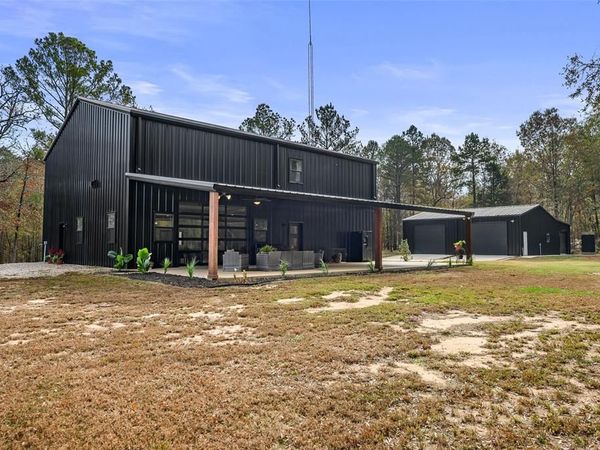 373 County road 3832 , Hawkins, TX 75765