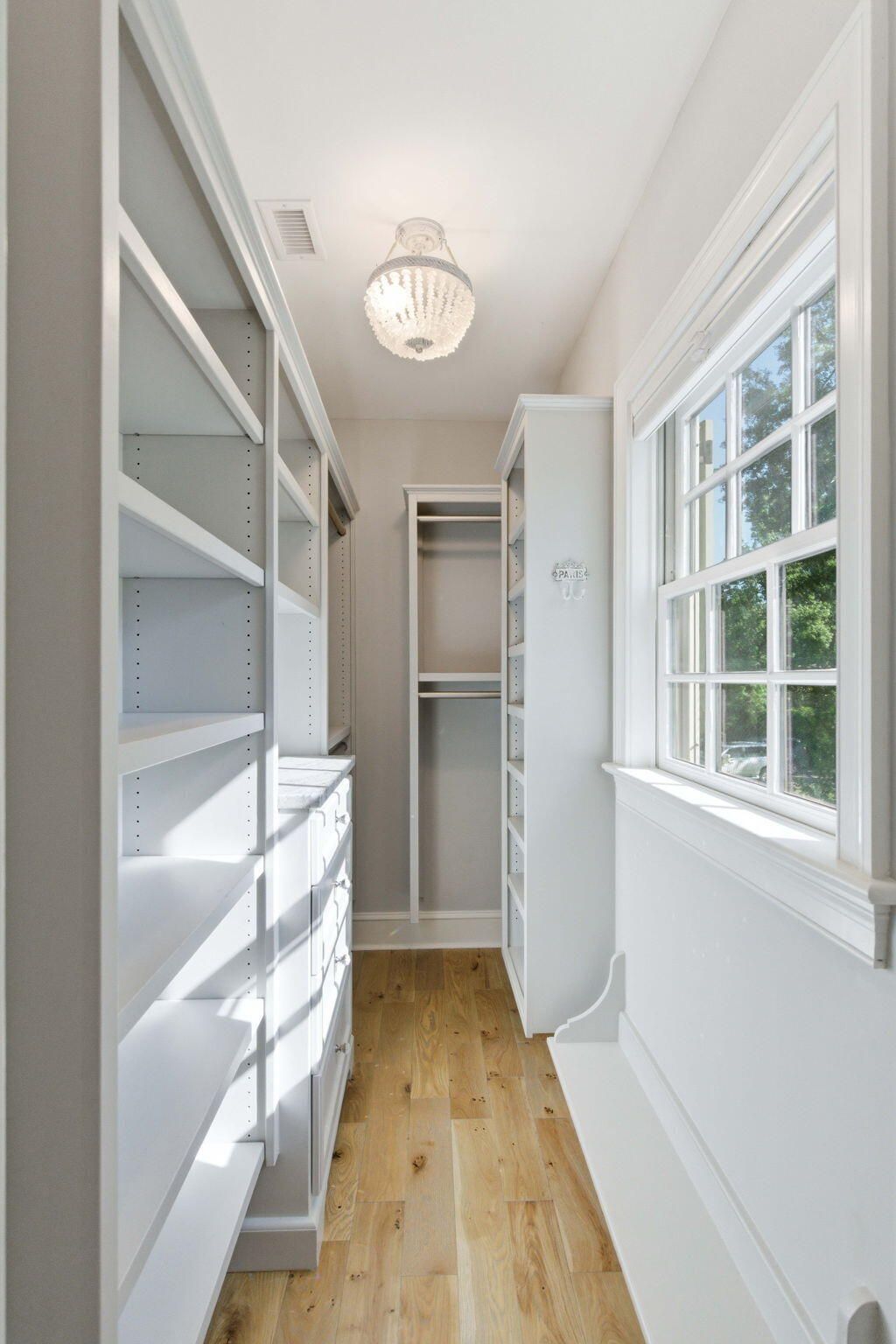 32 Jamestown Road Photo 41