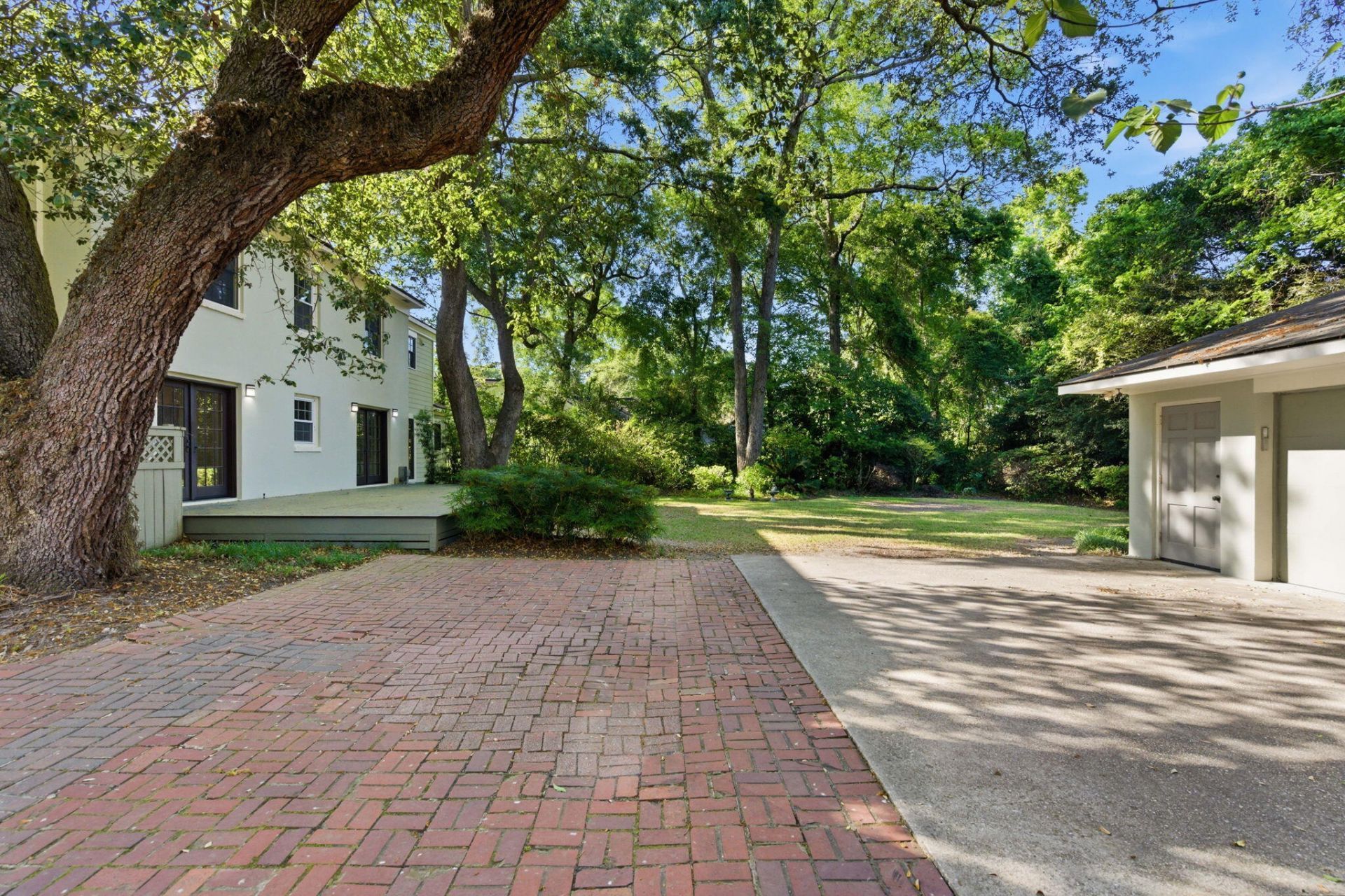 32 Jamestown Road Photo 44