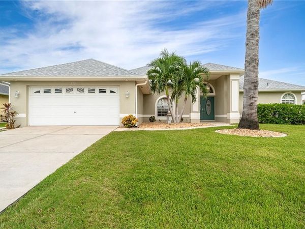 2213 SE 16th ST, CAPE CORAL, FL 33990