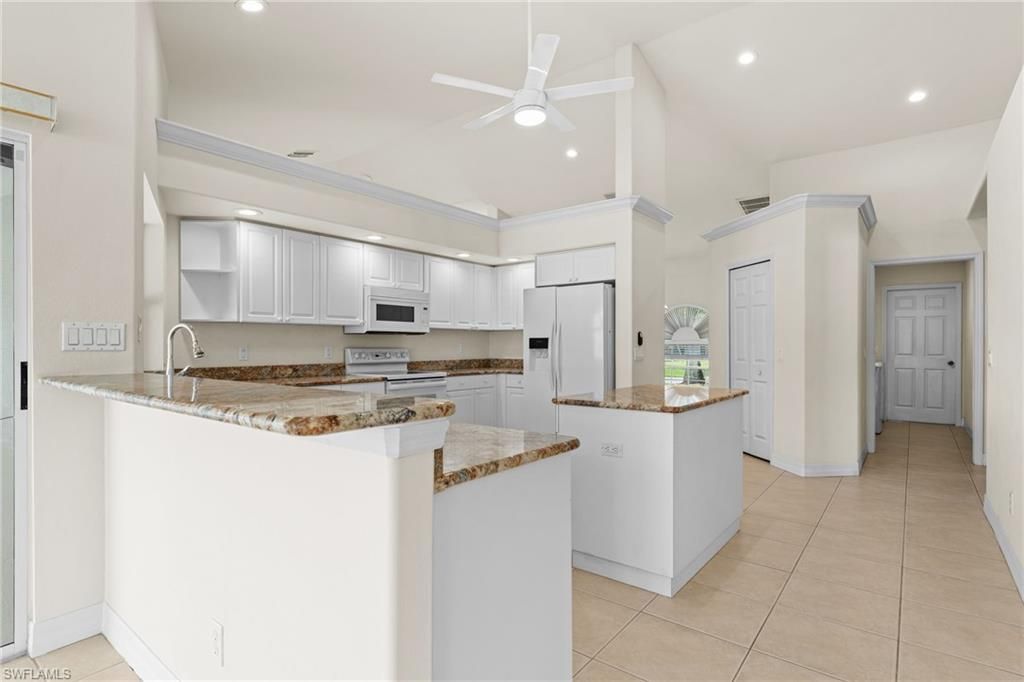 2213 SE 16th St, Cape Coral, FL 33990 Photo