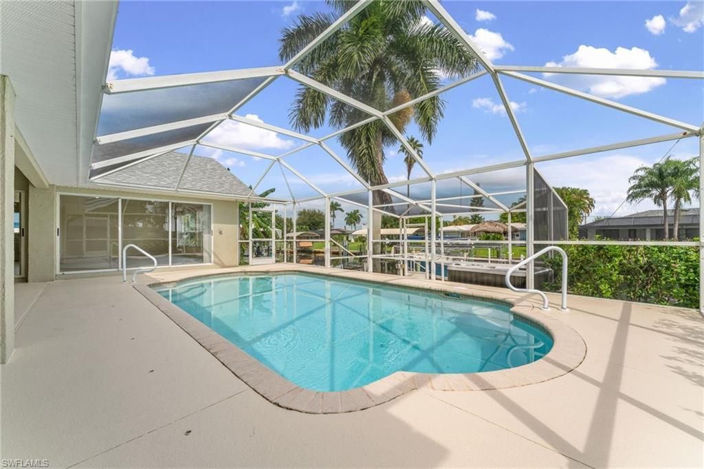 2213 SE 16th St, Cape Coral, FL 33990 Photo