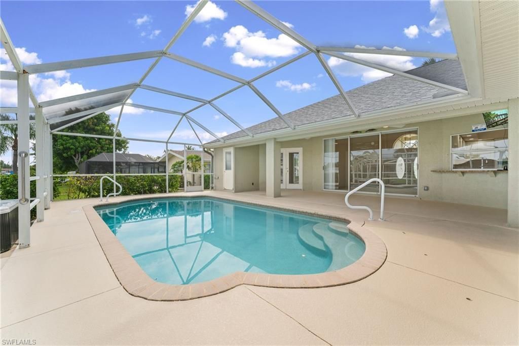 2213 SE 16th St, Cape Coral, FL 33990 Photo