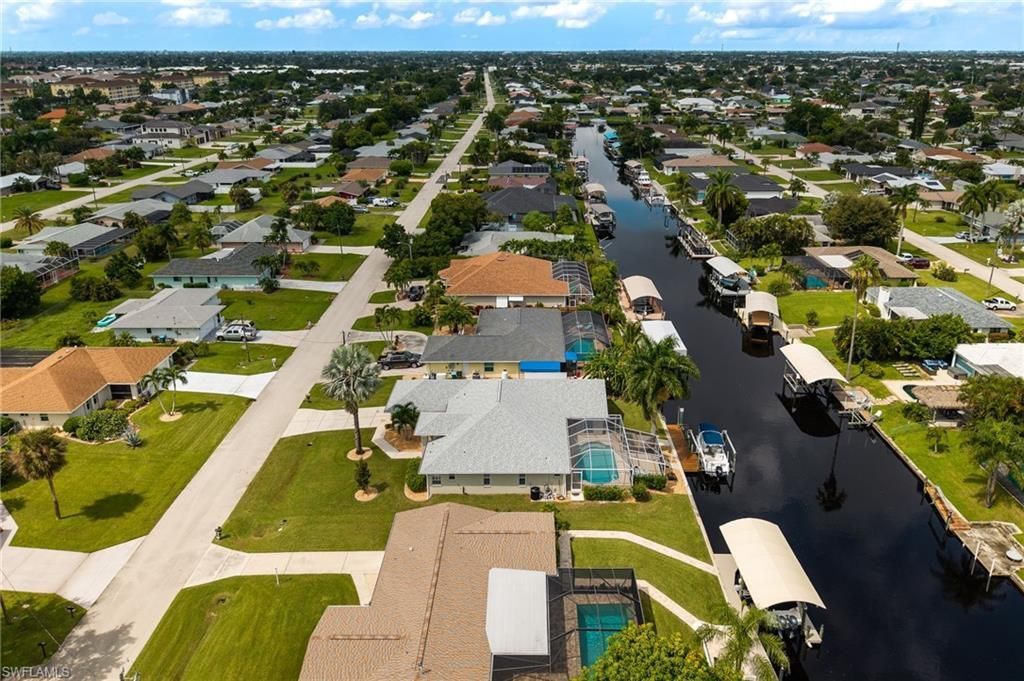 2213 SE 16th St, Cape Coral, FL 33990 Photo