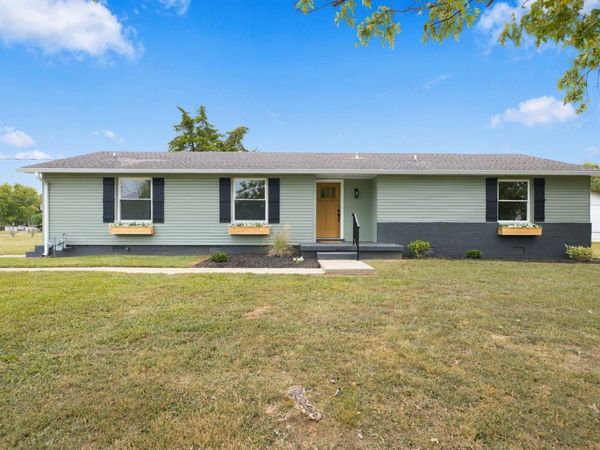 406 Pony Dr , Smyrna, TN 37167