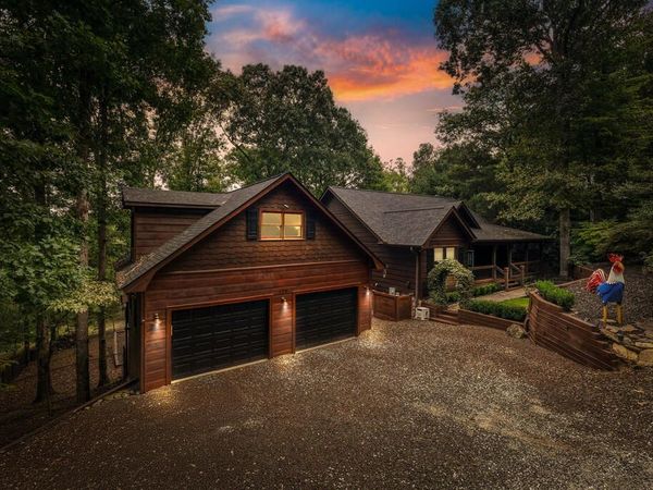 199 Fox Run Drive, Blue Ridge, GA 30513