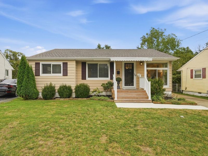 423 Avon Court, Fort Mitchell, KY 41017 Photo 1