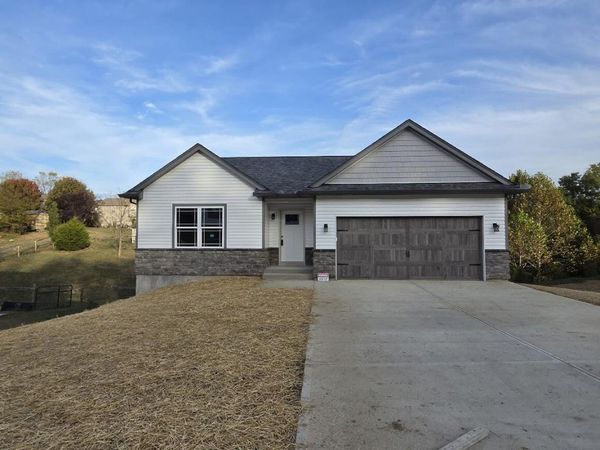 467 Eagle Creek Drive, Dry Ridge, KY 41035