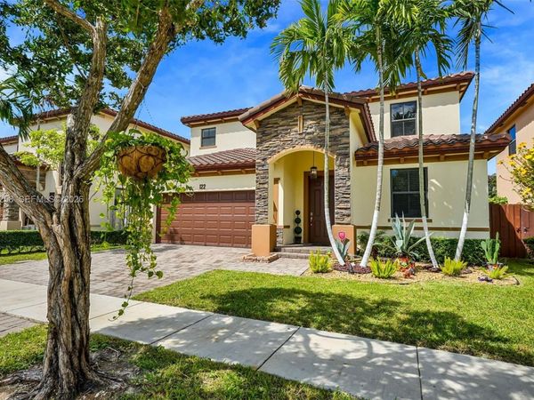 122 NE 27th Ave, Homestead, FL 33033