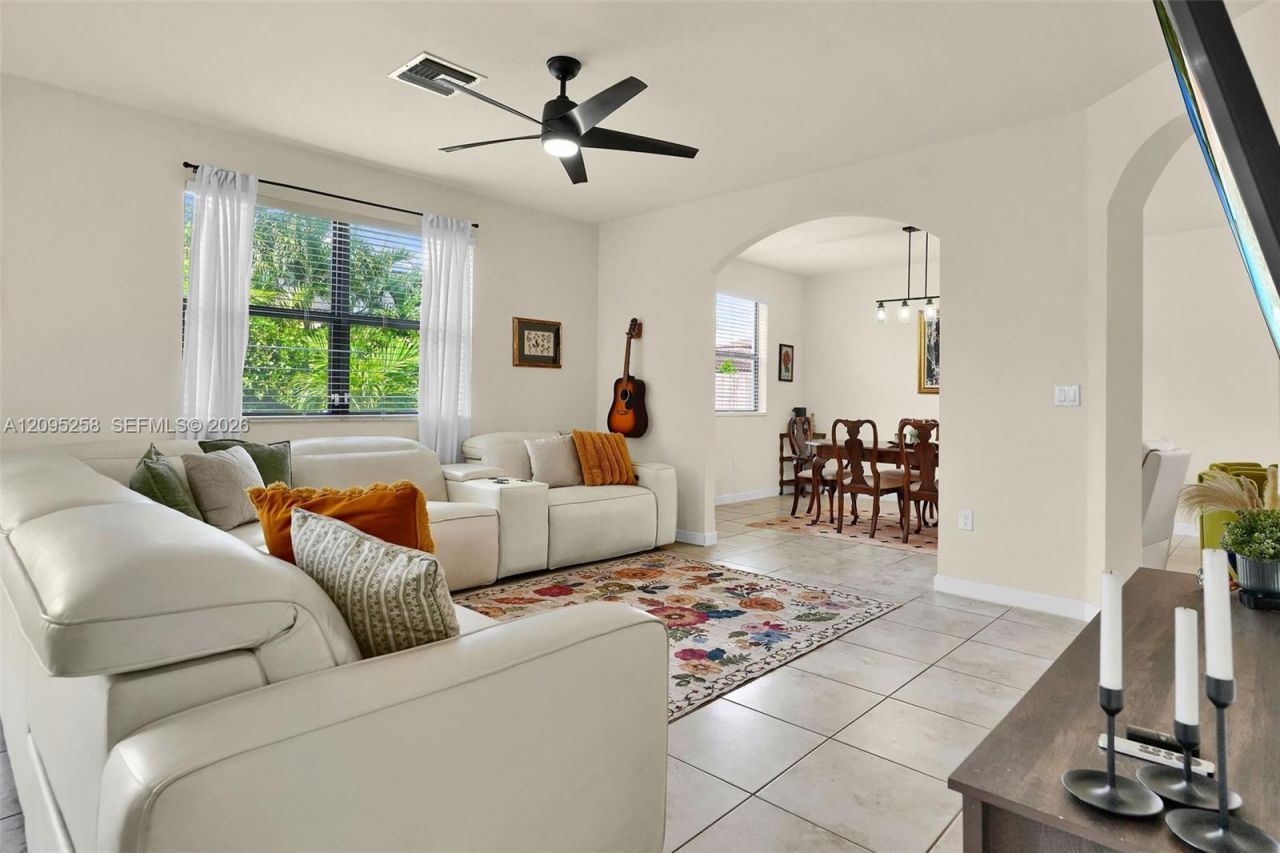 122 NE 27th Ave, Homestead, FL 33033 Photo
