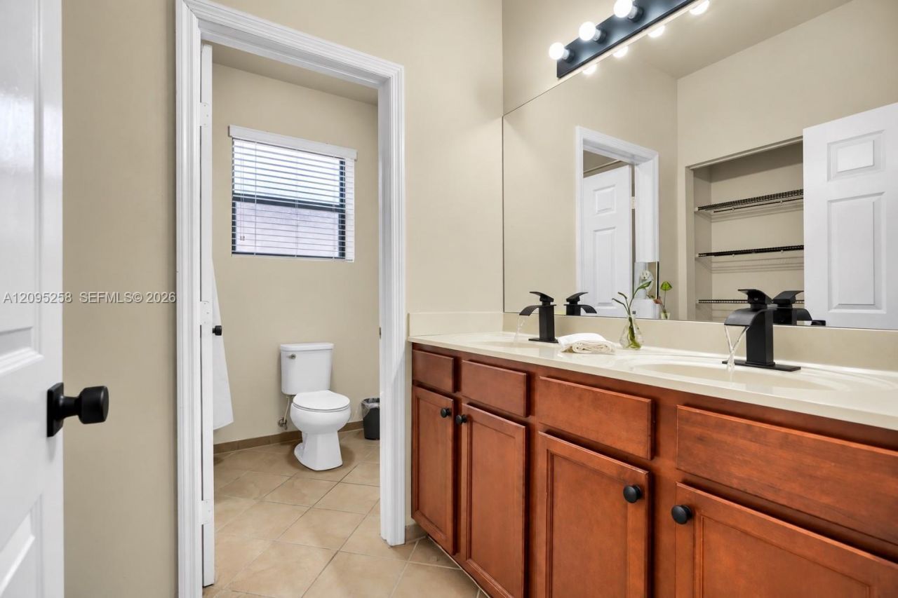 122 NE 27th Ave, Homestead, FL 33033 Photo